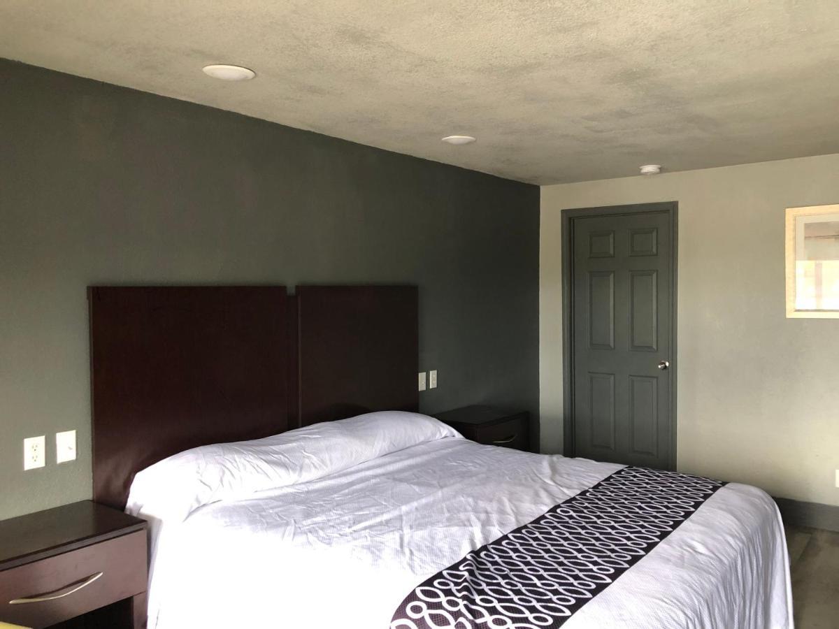 Budget Inn Valparaiso/Niceville @ Eglin Afb & Destin-Fwb Airport Buitenkant foto